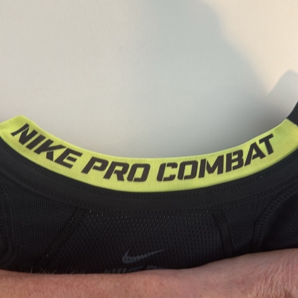 Nike Pro Combat Hyperstrong padded 4 pad compression football shirt dri-fit - Picture 12 of 12